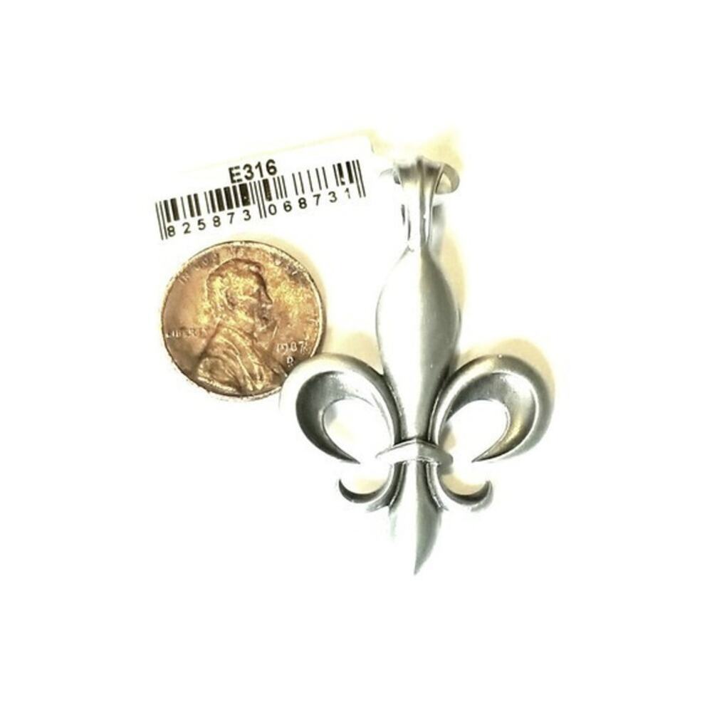 Fleur De Lis Royal Symbol Mens Necklace Pendant